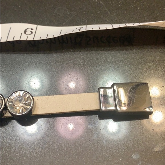 Bracelet with rhinestones - Picture 7 of 8